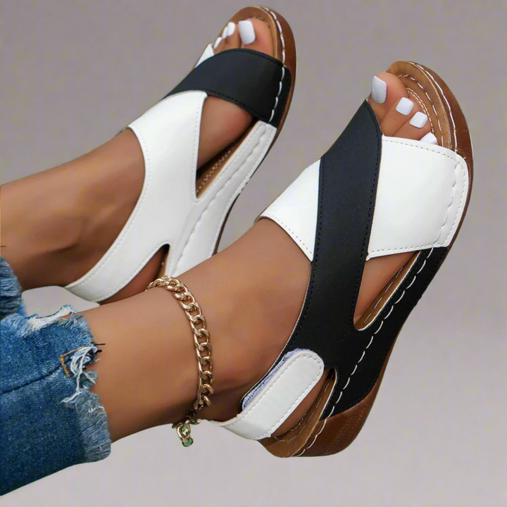 Alwine | Handgefertigte Wedgesandalen aus Premium-Material