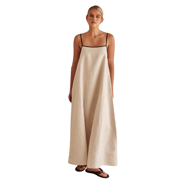 Sure! Here are some variations with different women's names:

1. Olivia - "Kontrast-Leinen-Maxikleid"
2. Sophia - "Kontrast-Leinen-Maxikleid"
3. Emma - "Kontrast-Leinen-Maxikleid"
4. Mia - "Kontrast-Leinen-Maxikleid"
5. Ava - "Kontrast-Leinen-Maxikleid"
6