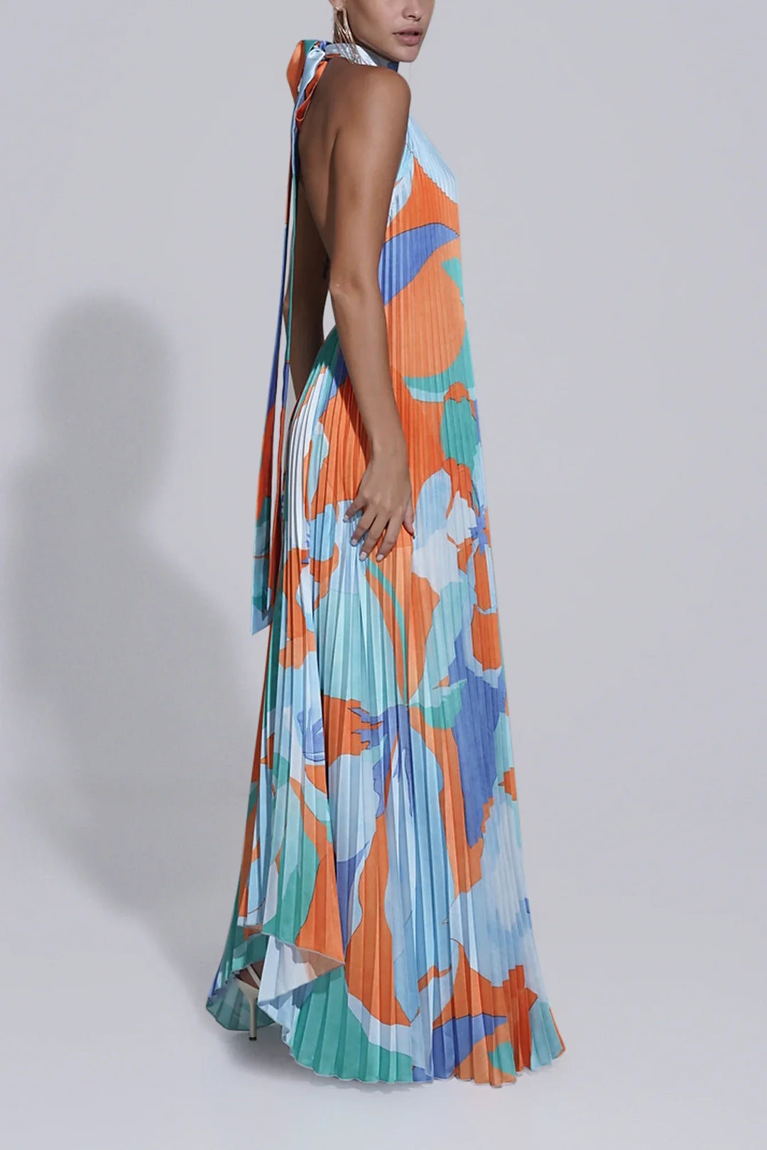 Shalia - Verführerisches Halter-gefaltetes Maxikleid