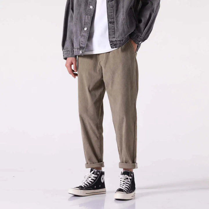 Satoko - Cordhose - Schwarz