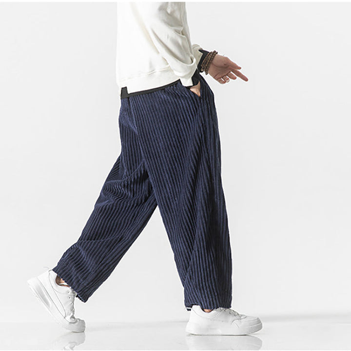 Masaaki - Cordhose - Schwarz