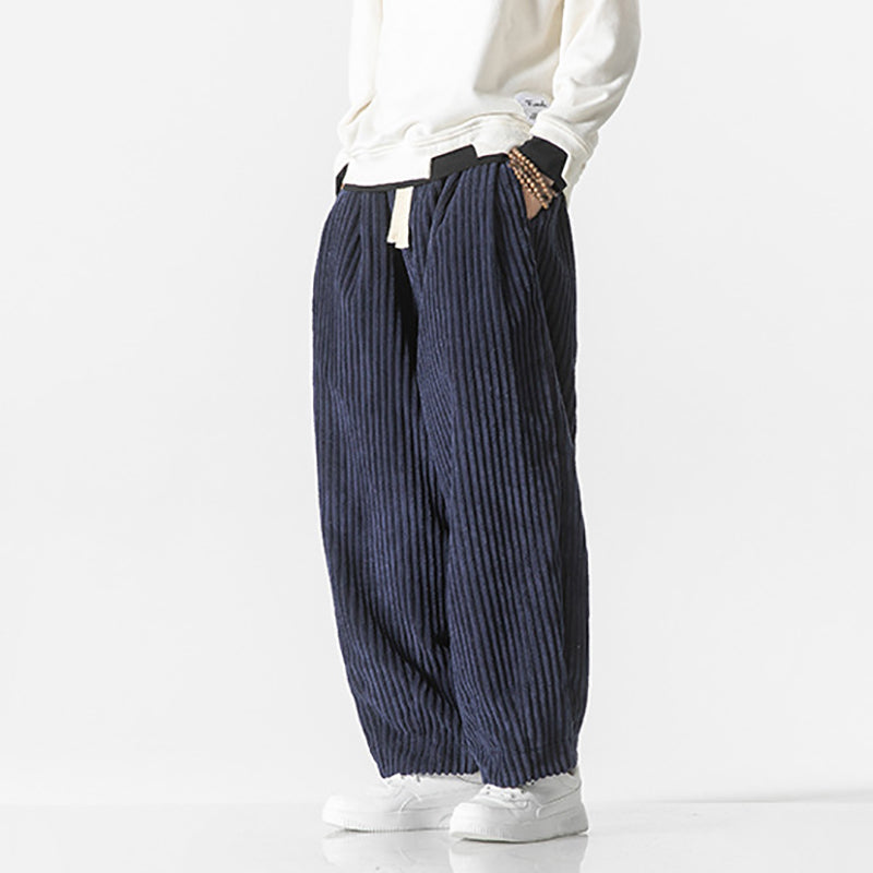 Masaaki - Cordhose - Schwarz