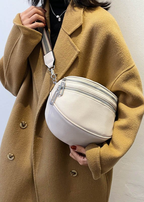 Mila - Schultertasche aus Kunstleder