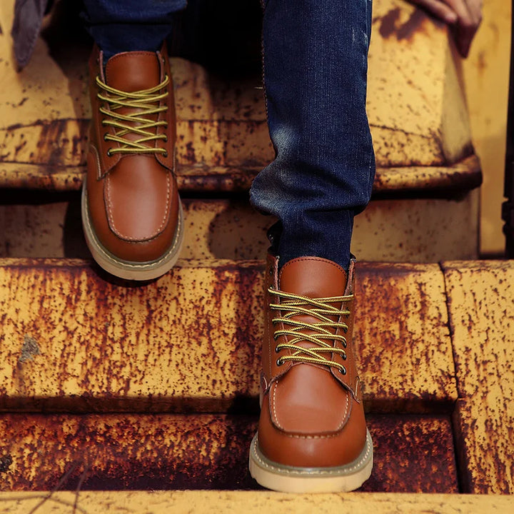 Brandt & Belle | Retro Winterstiefel löschen