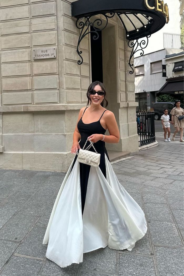 Viara - Gepaneltes Maxikleid