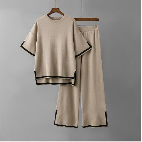 Mariana – Zweiteiliges koreanisches Outfit aus weichem Stretchmaterial