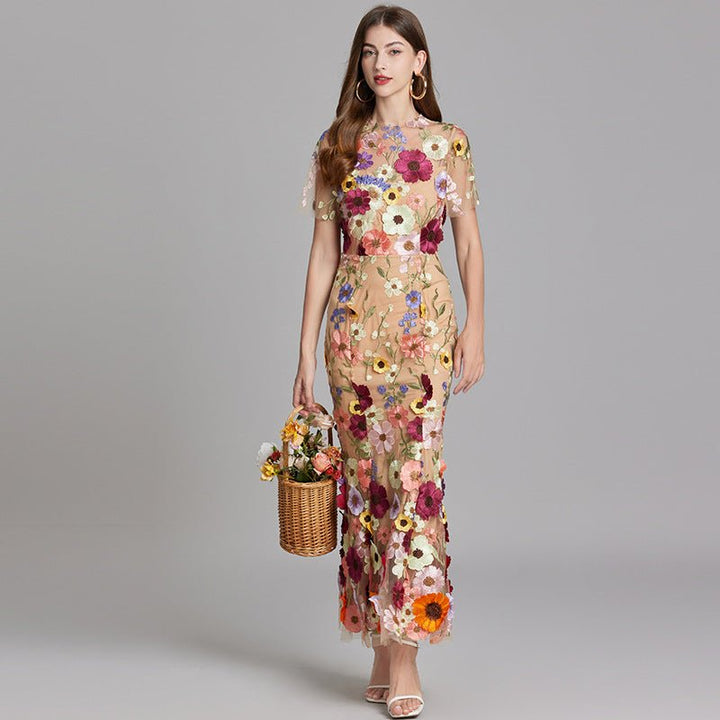 Sophia - Elegantes Blumenkleid im Midi-Stil